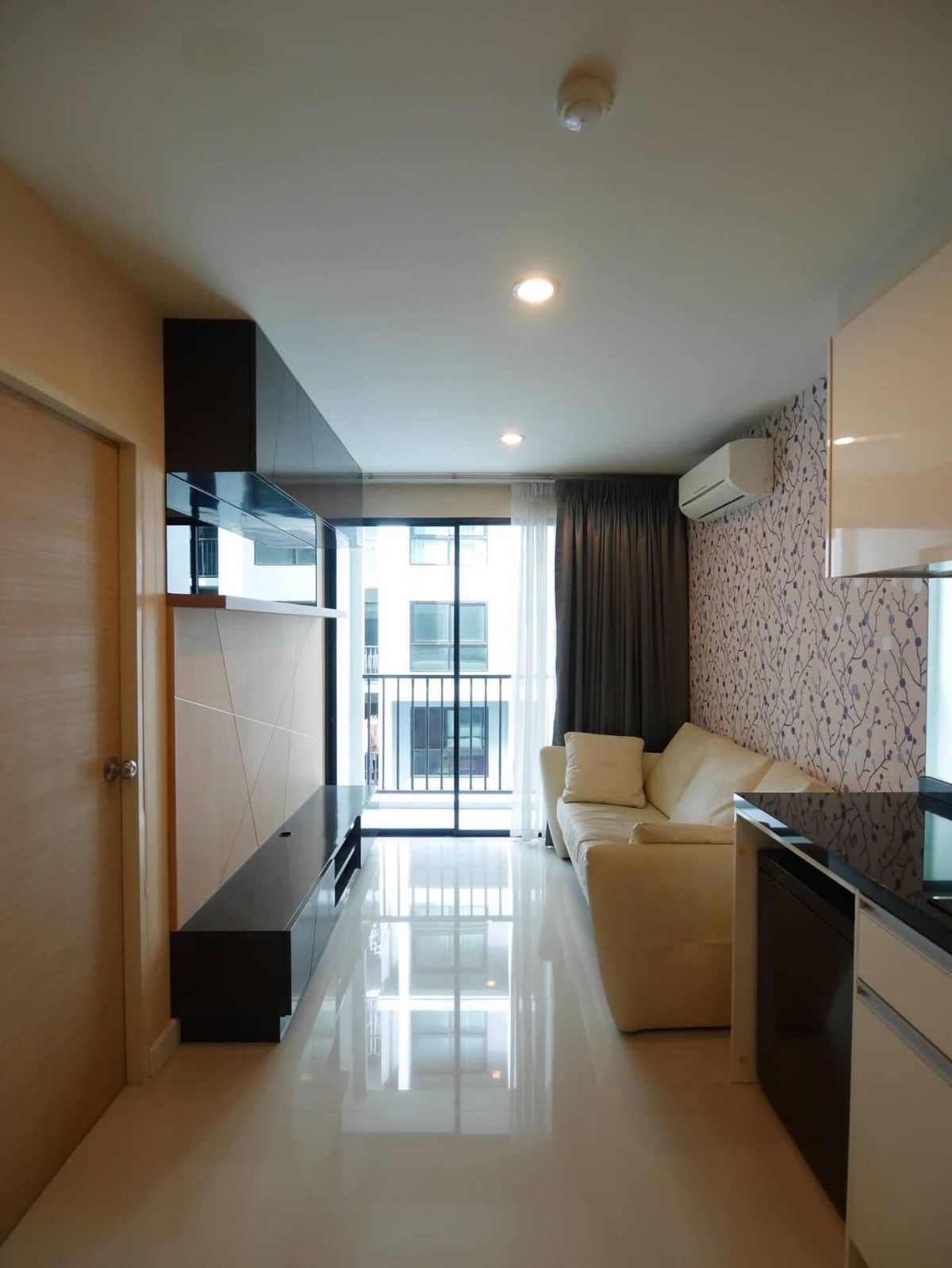For SaleCondoRatchadapisek, Huaikwang, Suttisan : Urgent sale ✨ Metro Sky Ratchada ✨ Swimming pool view The balcony facing the north, complete (PS63097)