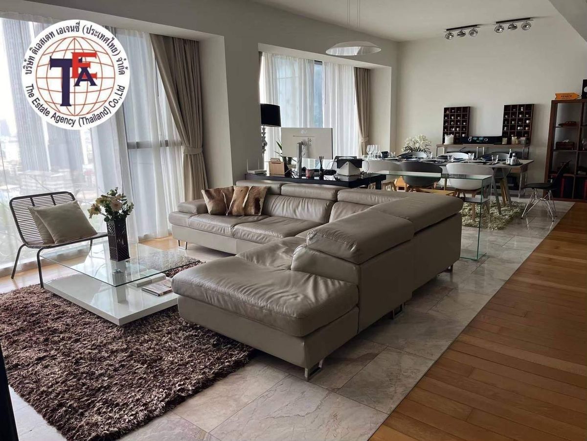 For SaleCondoSathorn, Narathiwat : Condo for sale The Met Sathorn, 69 -story building, Sathorn Soi 5, Embassy of Singapore German embassy French Embassy, ​​Chong Nonsi BTS, Suan Lum, Chulalongkorn Hospital, Silom Temple, Hua Lamphong Temple.