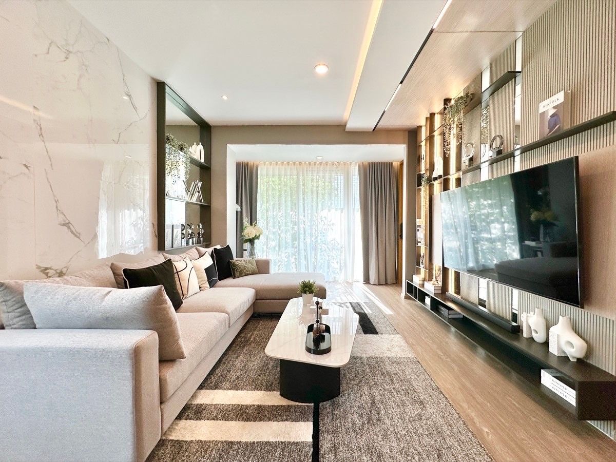 ขายพัฒนาการ ศรีนครินทร์ : Nirvana Absolute Krungthep Kreetha - บ้าน 3ชั้น 53.6 ตร.วา 282ตรม. 4นอน 4น้ำ 3จอด Contact 064-932-4645 KEn