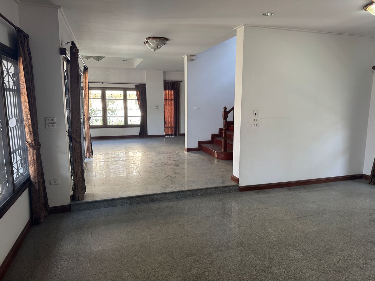 For SaleHouseMin Buri, Romklao : 2 storey detached house for sale, Perfect Place, Ramkhamhaeng 64, big house, beautiful, interested in Atline.@841QLNR