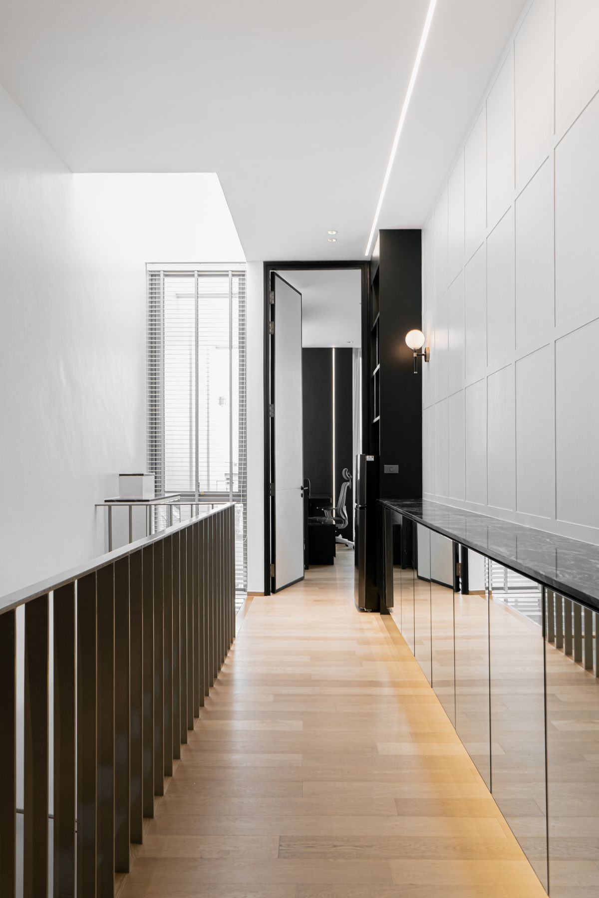 ขายทาวน์โฮมลาดพร้าว เซ็นทรัลลาดพร้าว : ลักซ์ 35 / 3 ห้องนอน (ขาย), Luxe 35 / 3 Bedrooms (FOR SALE) TPM162