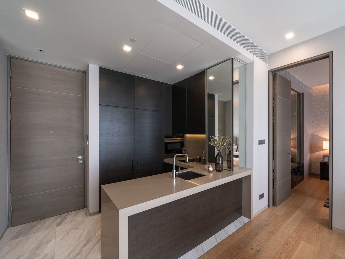 ให้เช่าคอนโดสีลม ศาลาแดง บางรัก : 🔥ให้เช่าด่วน🔥คอนโดศาลาแดง วัน ใกล้ MRT สีลม เดินทางสะดวกใจกลางเมือง