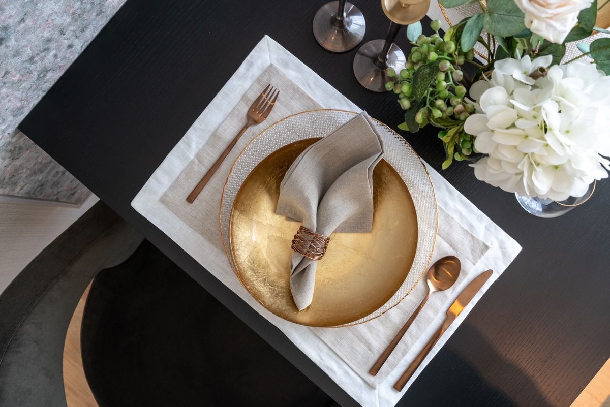 ให้เช่าคอนโดสีลม ศาลาแดง บางรัก : 🔥ให้เช่าด่วน🔥คอนโดศาลาแดง วัน ใกล้ MRT สีลม เดินทางสะดวกใจกลางเมือง