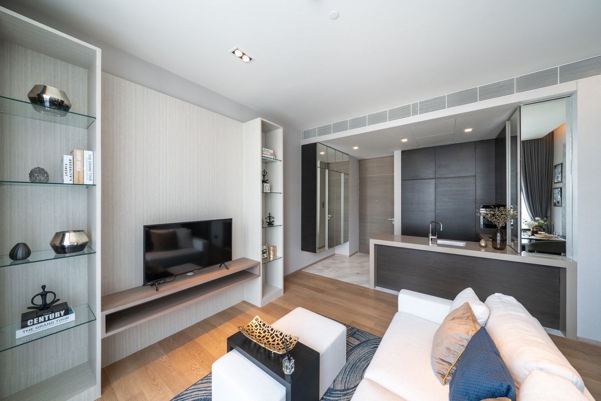 ให้เช่าคอนโดสีลม ศาลาแดง บางรัก : 🔥ให้เช่าด่วน🔥คอนโดศาลาแดง วัน ใกล้ MRT สีลม เดินทางสะดวกใจกลางเมือง