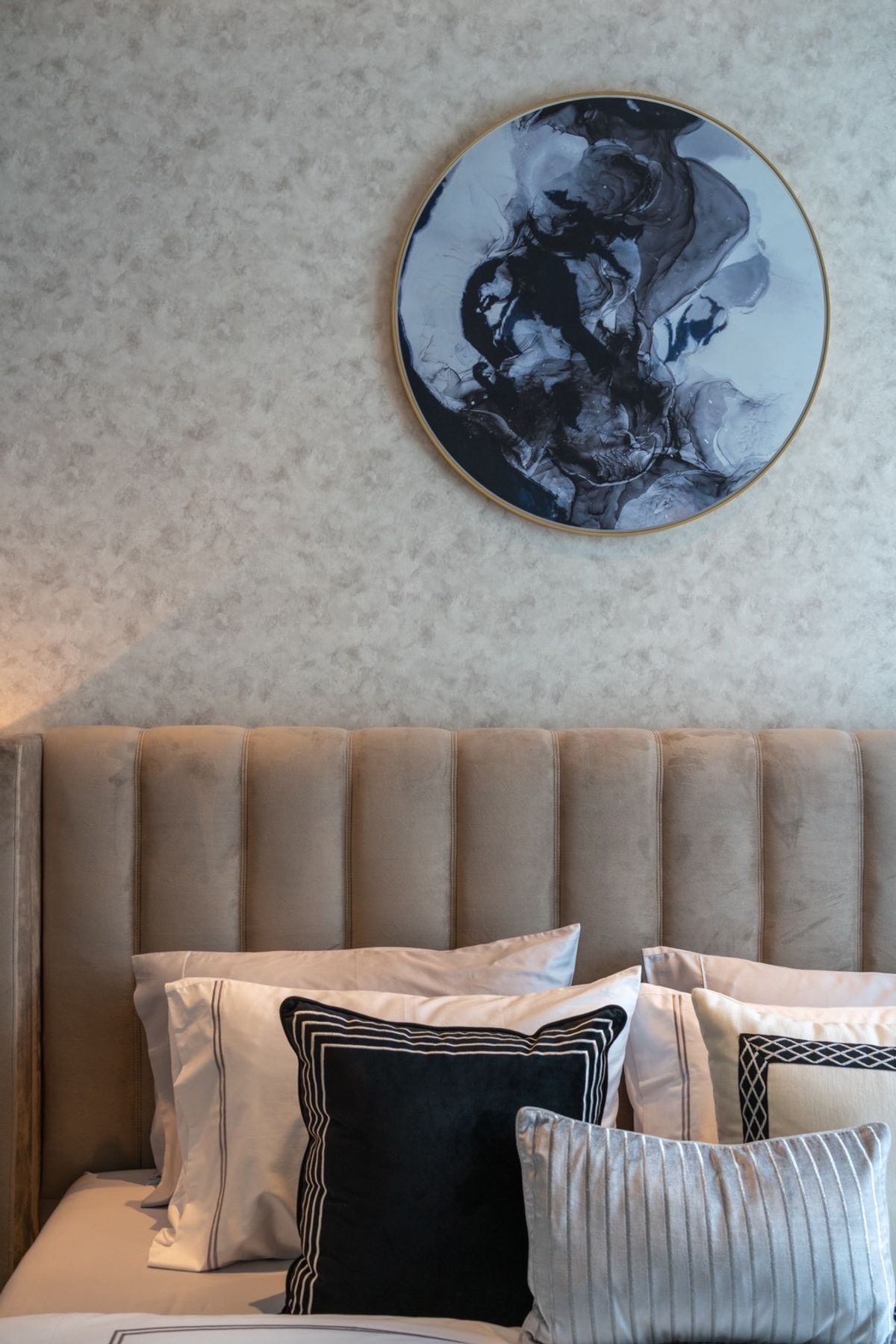 ให้เช่าคอนโดสีลม ศาลาแดง บางรัก : 🔥ให้เช่าด่วน🔥คอนโดศาลาแดง วัน ใกล้ MRT สีลม เดินทางสะดวกใจกลางเมือง