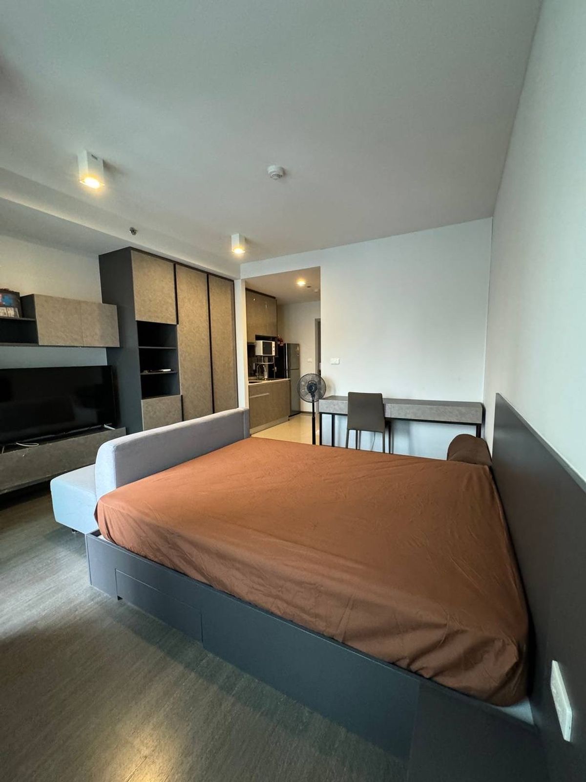 For RentCondoSapankwai,Jatujak : Condo for rent IDEO PHALL-JATUJAK ✅ Enter 1 April 2025. Appointment can be viewed from 17 March 2025.
