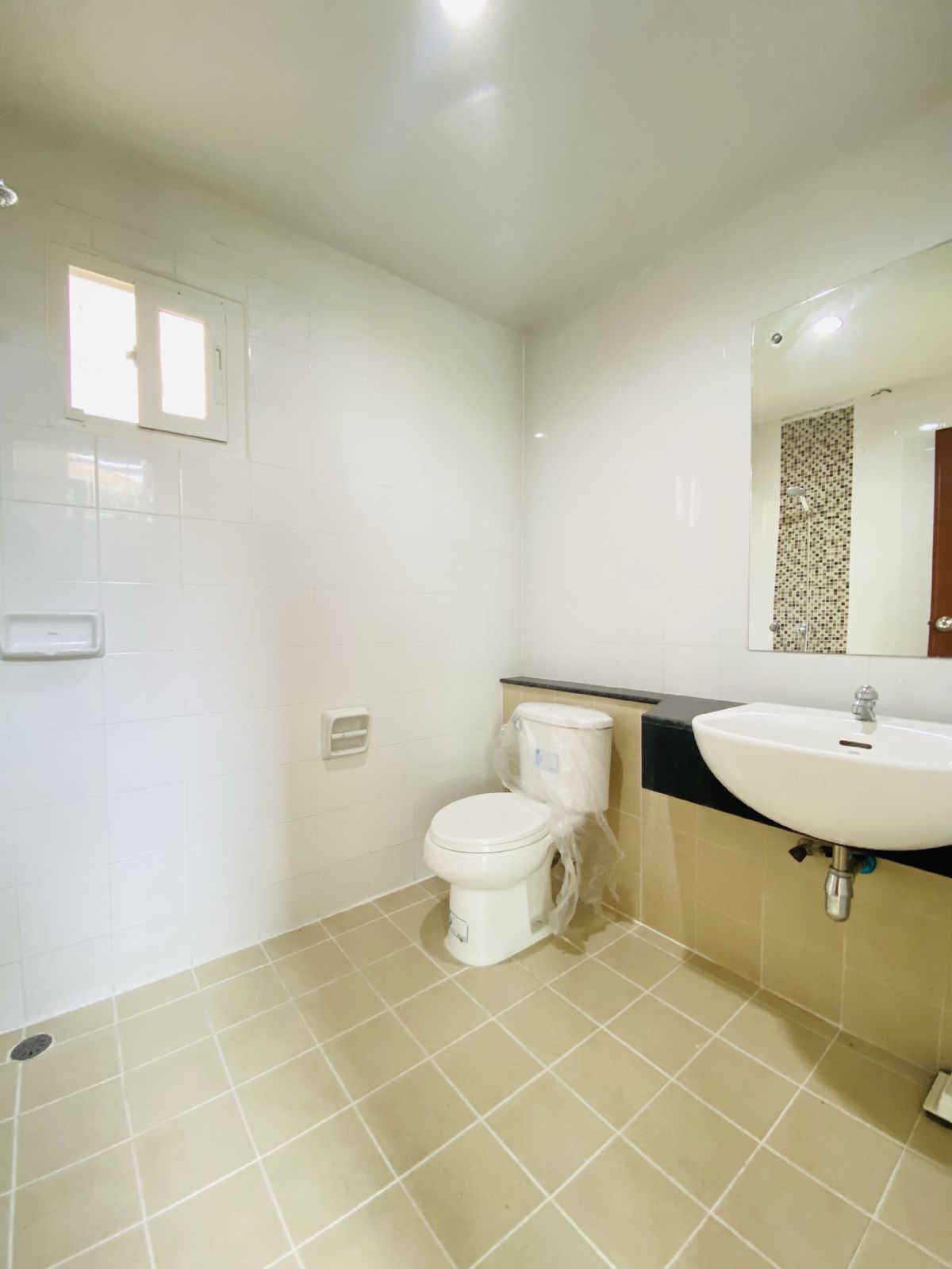 ขายบ้านนนทบุรี บางใหญ่ บางบัวทอง : พฤกษาวิลเลจ 11 ราชพฤกษ์-รัตนาธิเบศร์ บ้านเดี่ยว ขนาด 61 ตรว.  มีห้องนอนชั้นล่าง พฤกษาวิลเลจ 11 ราชพฤกษ์-รัตนาธิเบศร์