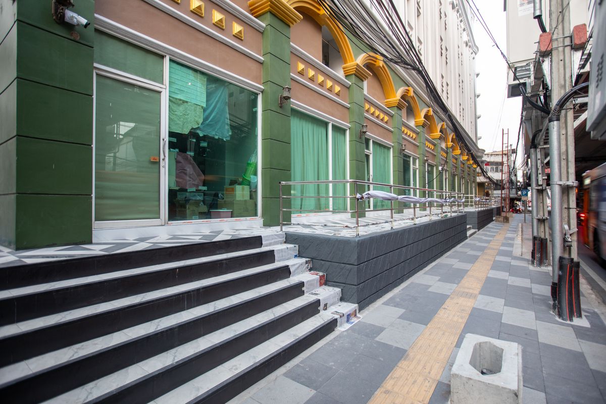 ให้เช่าร้านค้า/ตลาดนัดลาดพร้าว เซ็นทรัลลาดพร้าว : ให้เช่า ร้านค้า โรงแรมเปิดใหม่ ติด MRT ภาวนา
