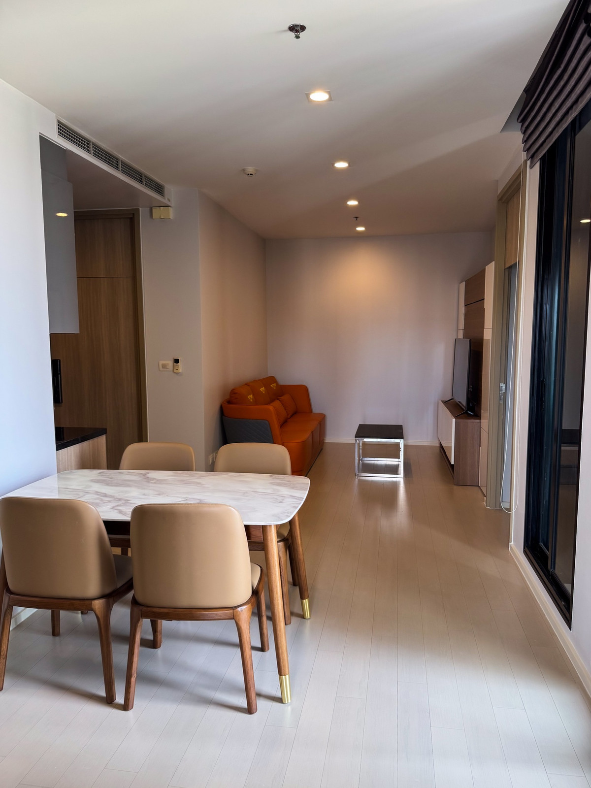 ให้เช่าคอนโดวิทยุ ชิดลม หลังสวน : ✨ GT15773 | คอนโด Noble Ploenchit ห้องสวย เฟอร์นิเจอร์ครบ พร้อมเช่าอยู่