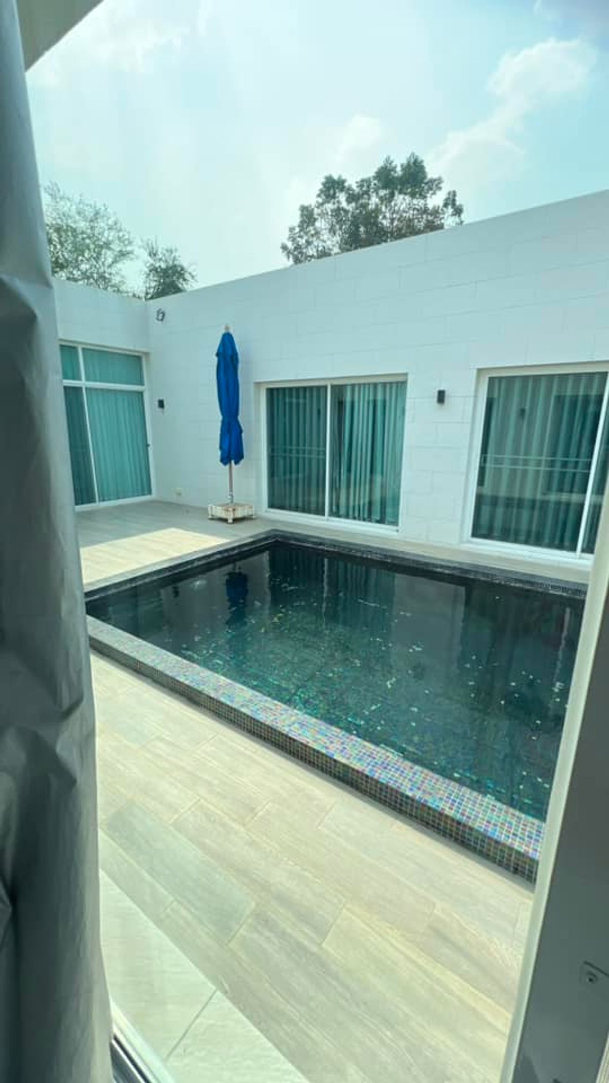 For SaleSaraburi : Land for sale in Saraburi Pool Villa for sale in the SIR JAMES SARABURI Thailand. Saraburi 4 4 water, 1 swimming pool Contact 0934415691 Khun Krirk