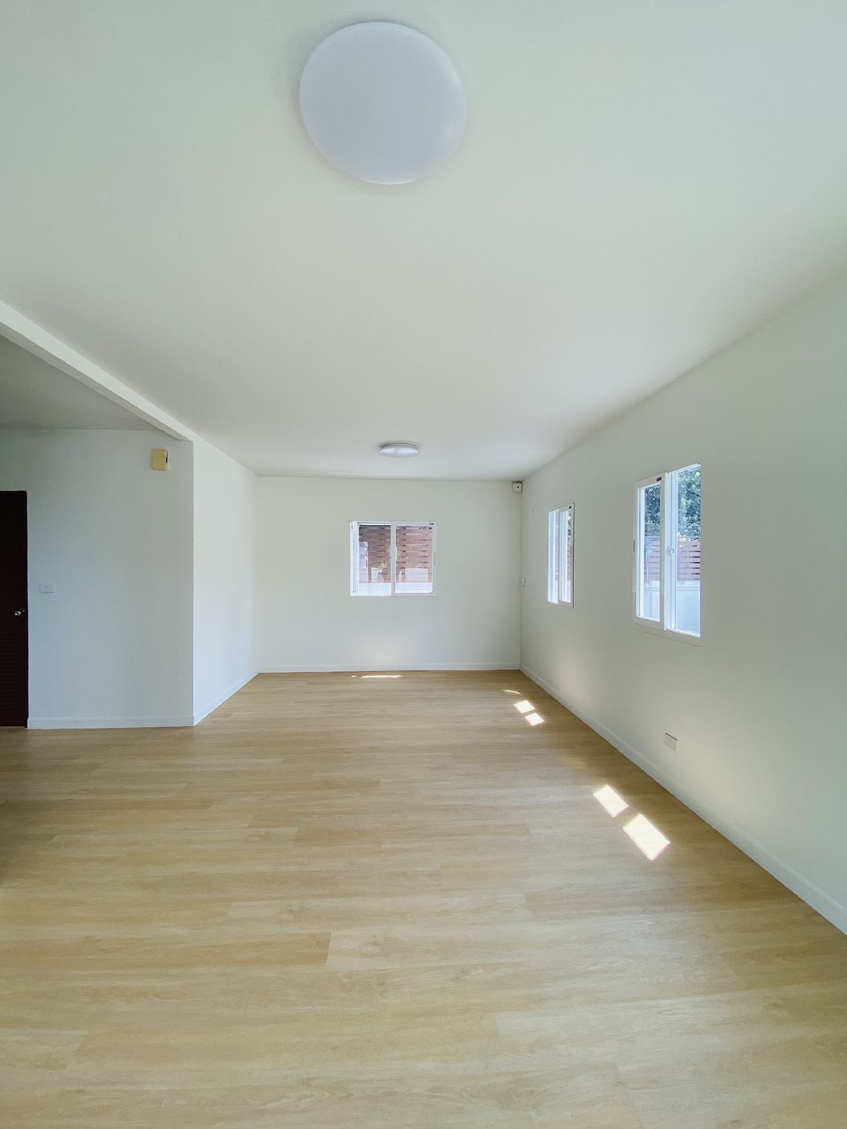 ขายบ้านนนทบุรี บางใหญ่ บางบัวทอง : พฤกษาวิลเลจ 11 ราชพฤกษ์-รัตนาธิเบศร์ บ้านเดี่ยว ขนาด 61 ตรว.  มีห้องนอนชั้นล่าง พฤกษาวิลเลจ 11 ราชพฤกษ์-รัตนาธิเบศร์