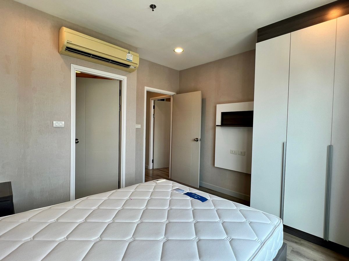 For SaleCondoSathorn, Narathiwat : ( UL2502181 ) Tel/Line 096-2479369 / FOR SELL!!!  Centric Sathorn St.louis  2 BEDROOM 2 BATHROOM 59.96 SQ.M. High Floor, RARE ITEM