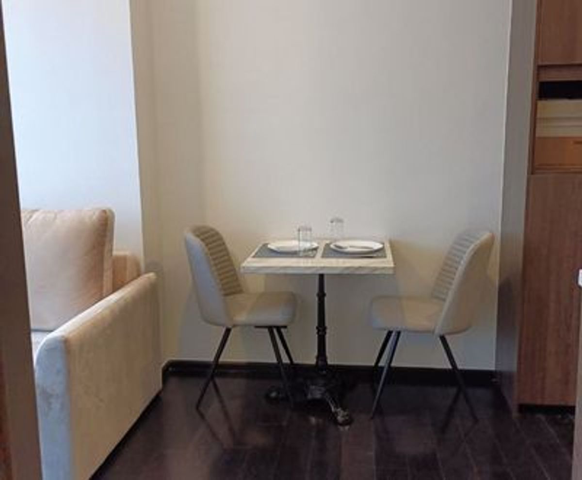 For Rent ✨️ : Park Origin Thonglor    (1 bed)   35 sq.m.  32,000    THB Tel. 0924235675 Cate.  Loading...