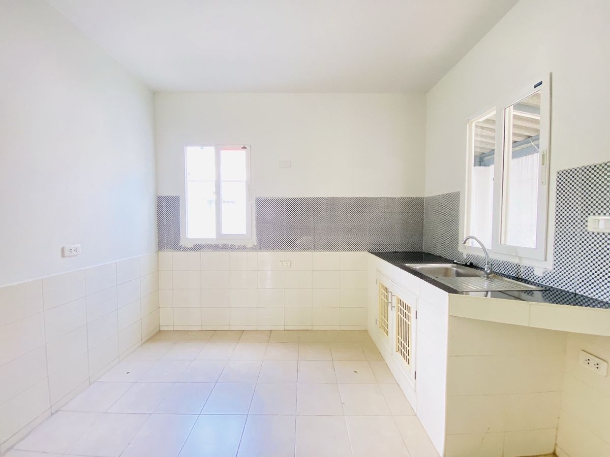 ขายบ้านนนทบุรี บางใหญ่ บางบัวทอง : พฤกษาวิลเลจ 11 ราชพฤกษ์-รัตนาธิเบศร์ บ้านเดี่ยว ขนาด 61 ตรว.  มีห้องนอนชั้นล่าง พฤกษาวิลเลจ 11 ราชพฤกษ์-รัตนาธิเบศร์