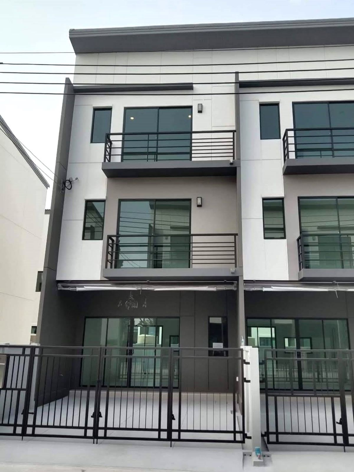 For RentTownhomeRama5, Ratchapruek, Bangkruai : Rent 3 -story townhome, Ban Klang Mueang Project Ratchaphruek-Rama 5