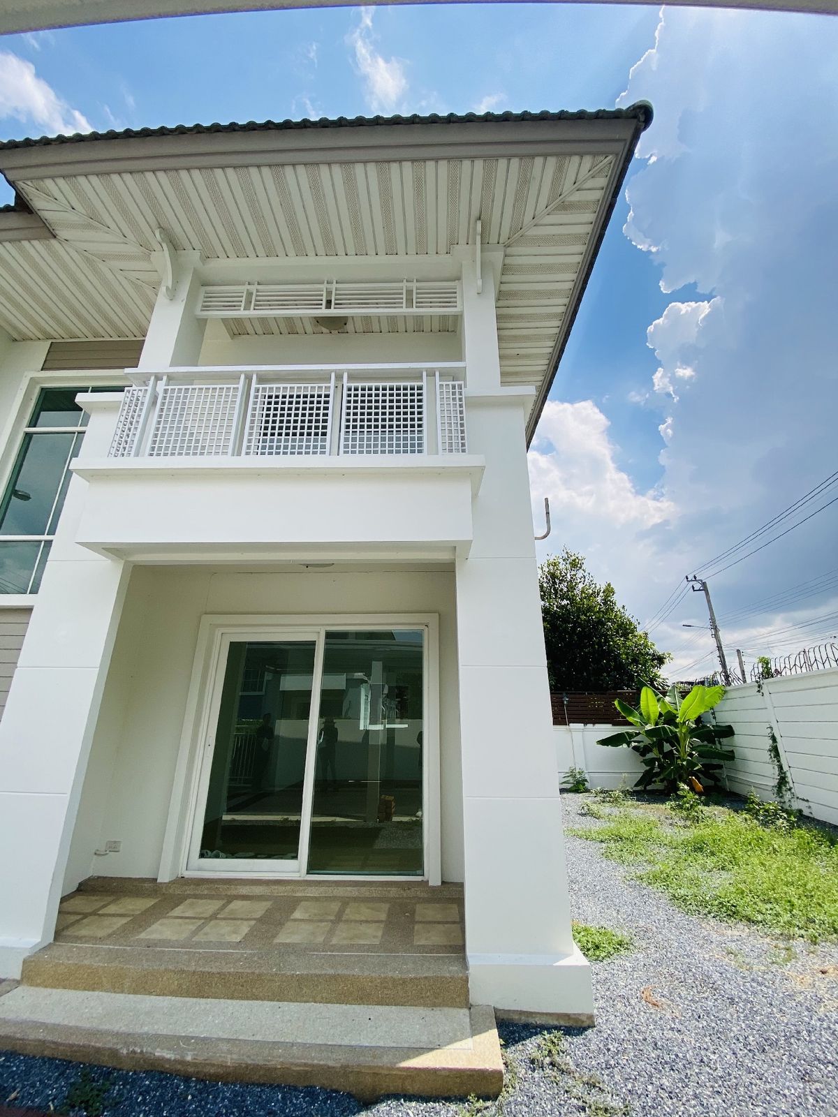 ขายบ้านนนทบุรี บางใหญ่ บางบัวทอง : พฤกษาวิลเลจ 11 ราชพฤกษ์-รัตนาธิเบศร์ บ้านเดี่ยว ขนาด 61 ตรว.  มีห้องนอนชั้นล่าง พฤกษาวิลเลจ 11 ราชพฤกษ์-รัตนาธิเบศร์