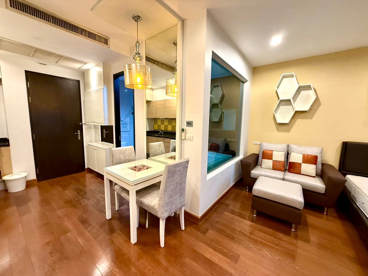 ให้เช่าคอนโดวิทยุ ชิดลม หลังสวน : The Address Chidlom ดิ แอดเดรส ชิดลม  Garden View Near BTS Chidlom Only 300 M 