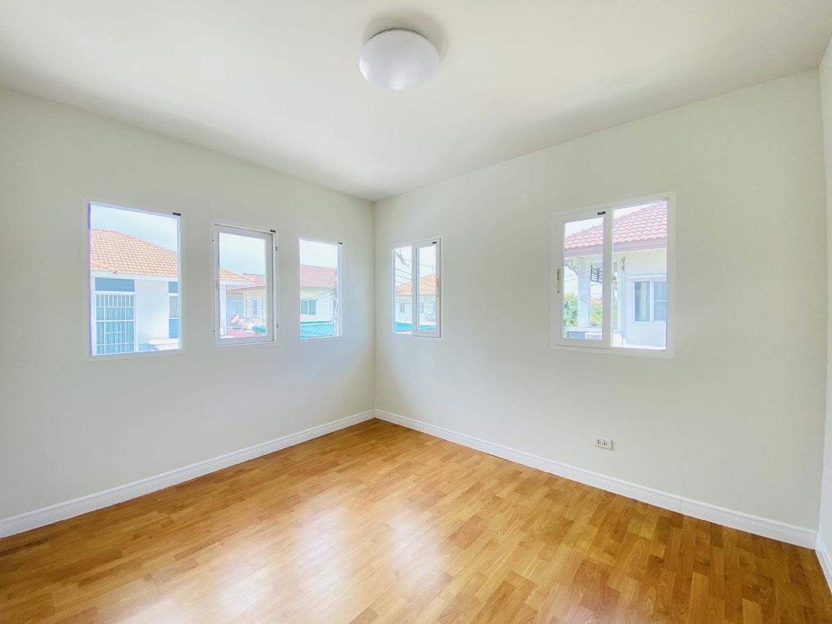 ขายบ้านนนทบุรี บางใหญ่ บางบัวทอง : พฤกษาวิลเลจ 11 ราชพฤกษ์-รัตนาธิเบศร์ บ้านเดี่ยว ขนาด 61 ตรว.  มีห้องนอนชั้นล่าง พฤกษาวิลเลจ 11 ราชพฤกษ์-รัตนาธิเบศร์