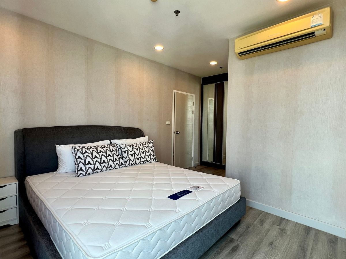 For SaleCondoSathorn, Narathiwat : ( UL2502181 ) Tel/Line 096-2479369 / FOR SELL!!!  Centric Sathorn St.louis  2 BEDROOM 2 BATHROOM 59.96 SQ.M. High Floor, RARE ITEM