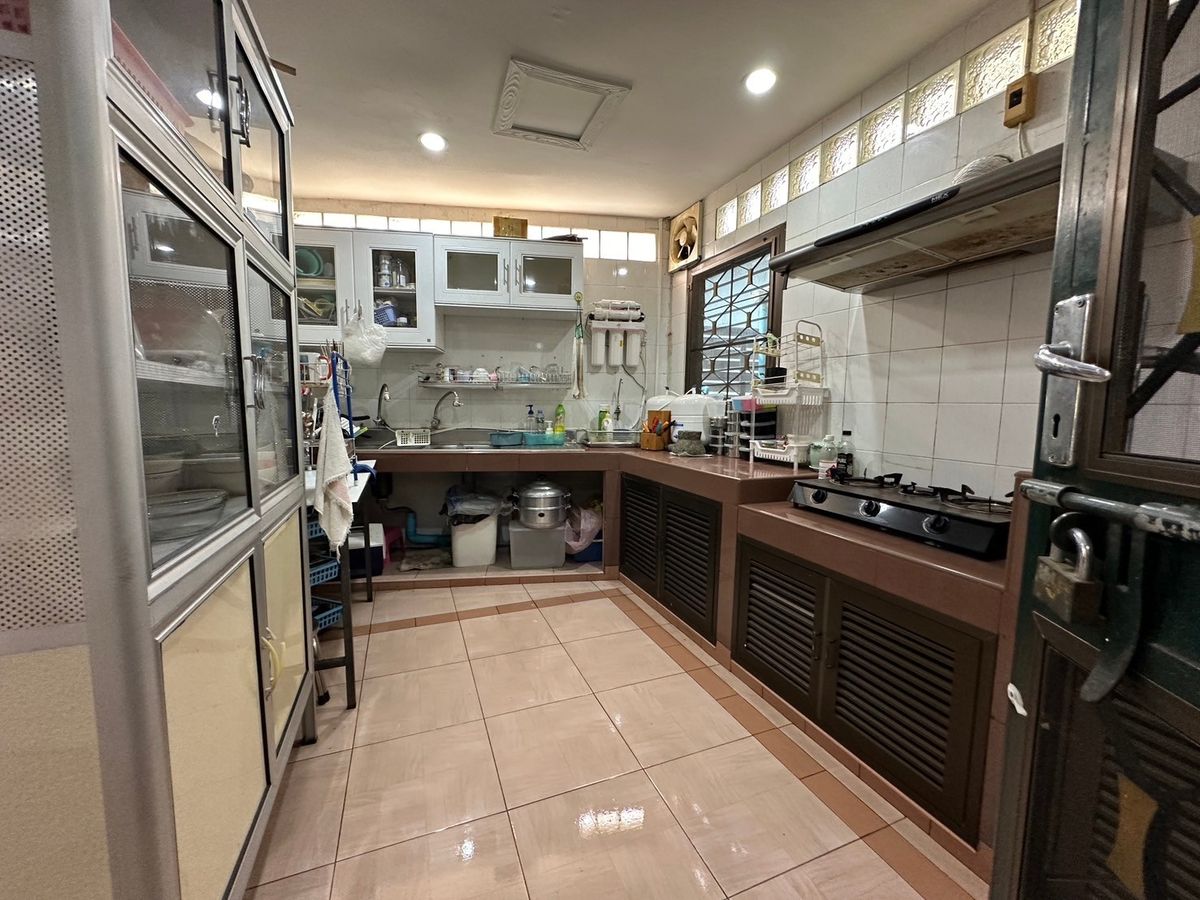 For SaleHouseMin Buri, Romklao : Thararom Park Way Home Ramkhamhaeng 150 /5 Bedrooms (Sale), Tarom Parkway Home Ramkhamhaeng 150 /5 Bedrooms (For Sale) AA303