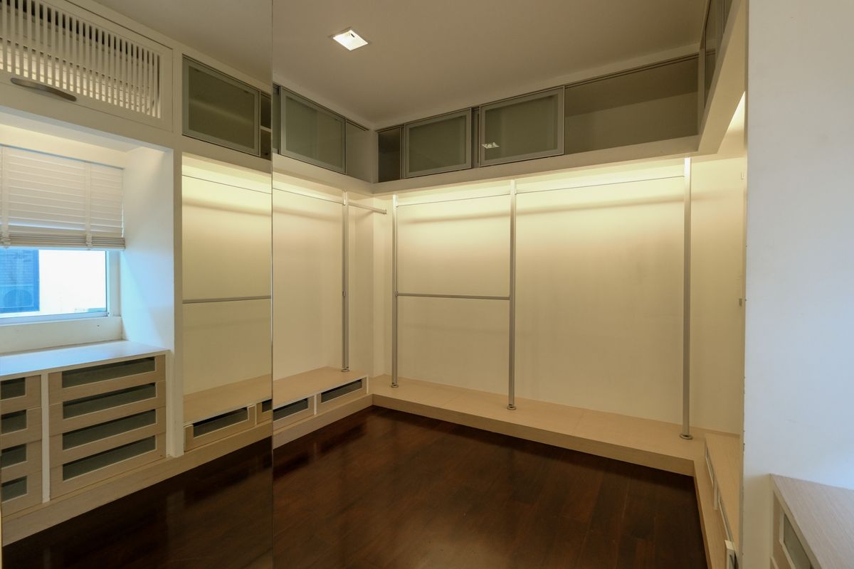 ขายบ้านรามคำแหง หัวหมาก : ✨ขายบ้านเดี่ยว 3ชั้นรีโนเวทใหม่ ที่ Baan Issara Rama9 4+2 ห้องนอน ขนาด 344ตรม. เฟอร์นิเจอครบ ย่านรามคำแหง  ใกล้ราชมังกีฬาสถาน 