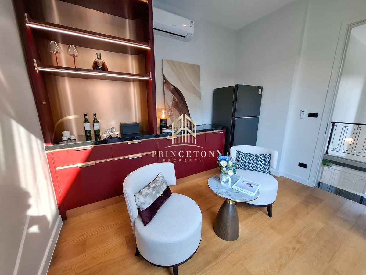 HousePattanakan, Srinakarin : Sell ​​or rent a luxury house, Saint, Royal Krungthep Kreetha 📌 092-4252445