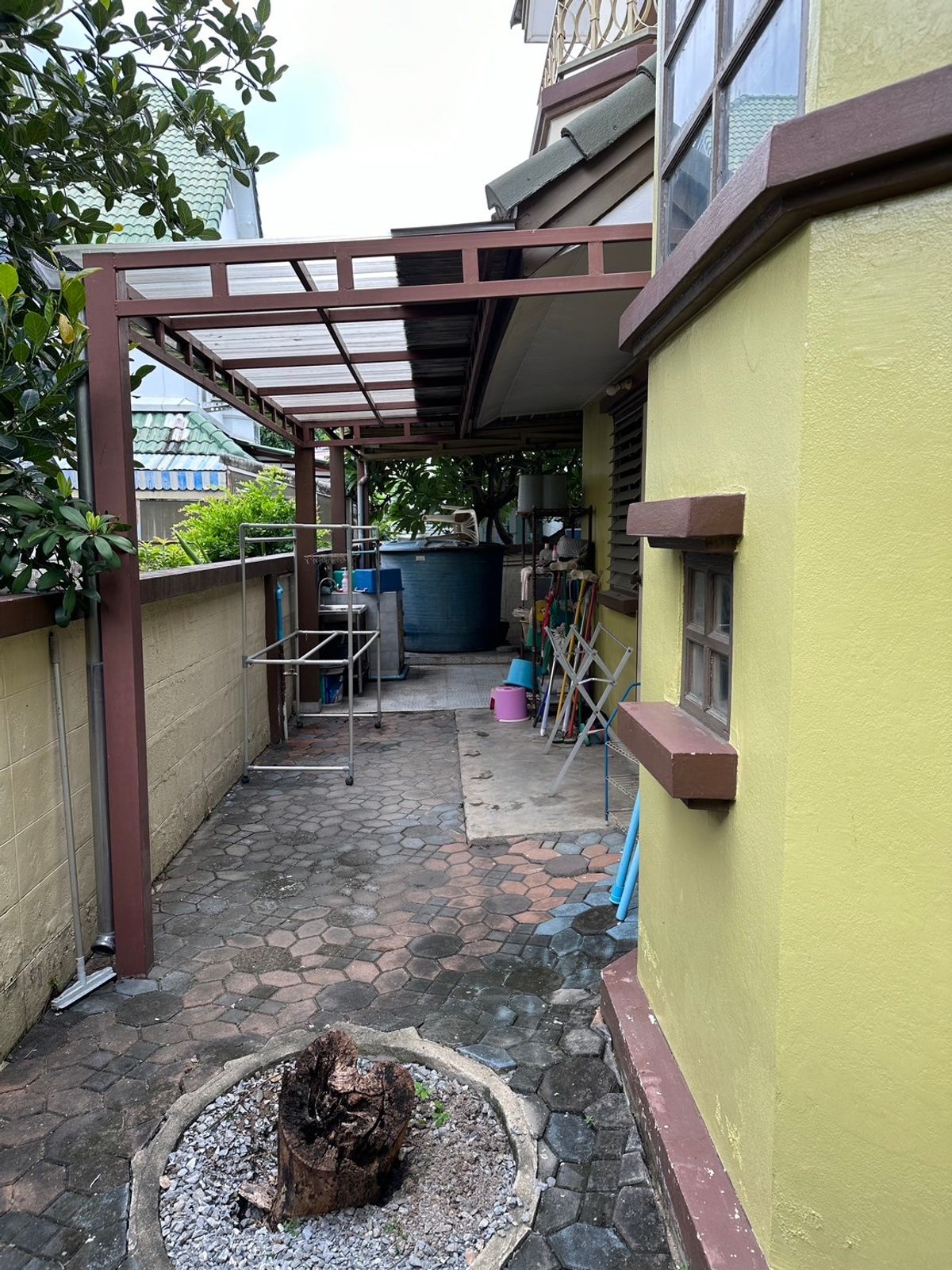 For SaleHouseMin Buri, Romklao : Thararom Park Way Home Ramkhamhaeng 150 /5 Bedrooms (Sale), Tarom Parkway Home Ramkhamhaeng 150 /5 Bedrooms (For Sale) AA303