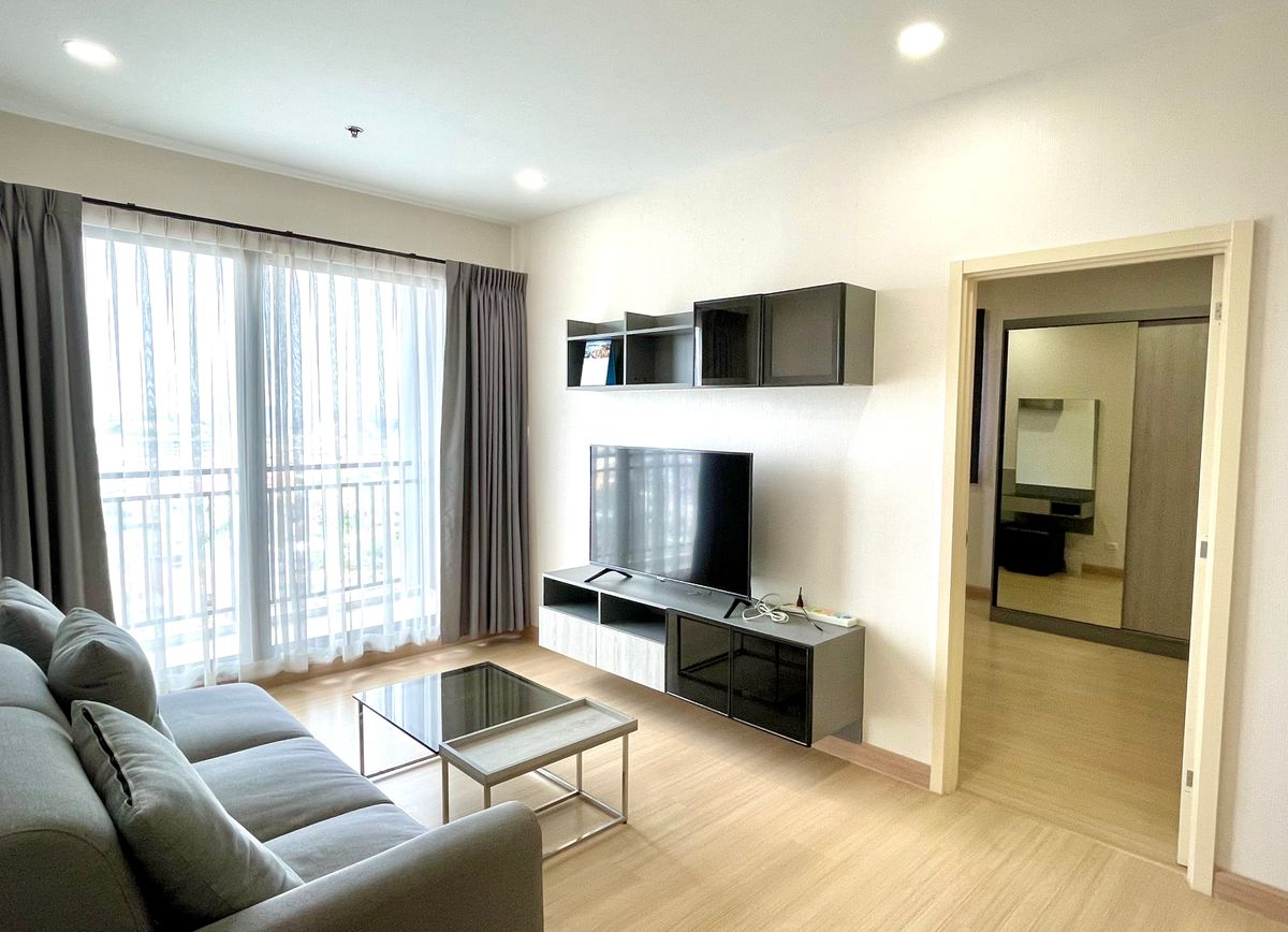 ให้เช่าคอนโดปิ่นเกล้า จรัญสนิทวงศ์ : คอนโด Supalai Loft Yaek Fai Chai Station  ห้องมุม ชั้นสูง  ใกล้รถไฟฟ้า สถานีแยกไฟฉาย
