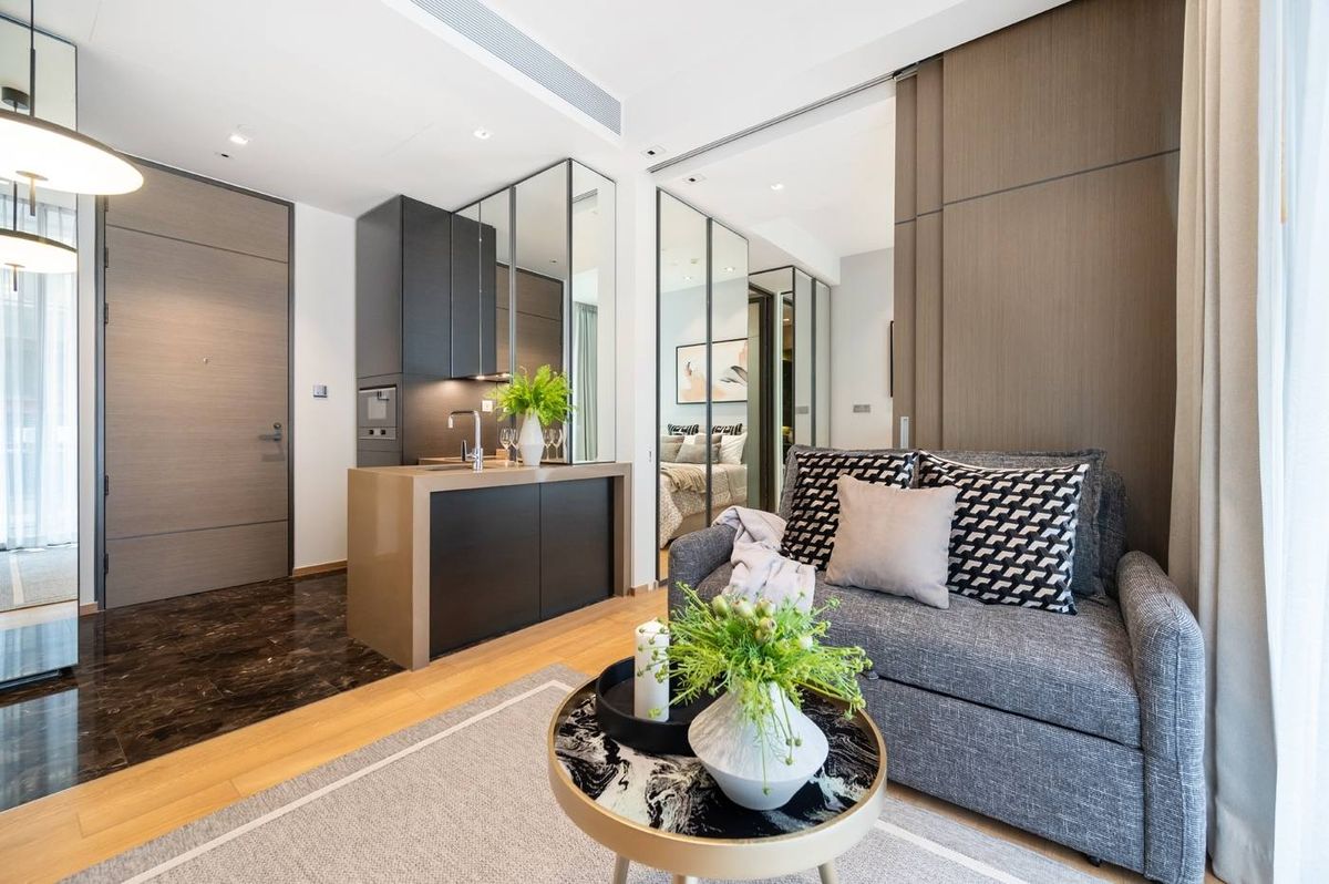 ให้เช่าคอนโดวิทยุ ชิดลม หลังสวน : คอนโด 28 Chidlom ห้องสวย เฟอร์นิเจอร์ครบ พร้อมเช่าอยู่