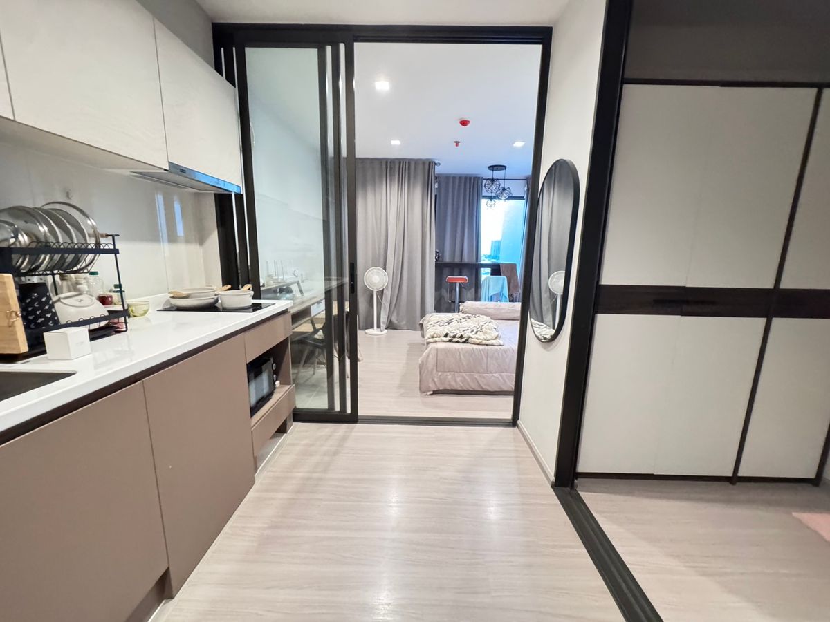 ให้เช่าคอนโดท่าพระ ตลาดพลู วุฒากาศ : Life Sathorn Sierra ห้องว่างพร้อมให้เช่า เฟอนิเจอร์ครบ 13,500/เดือน