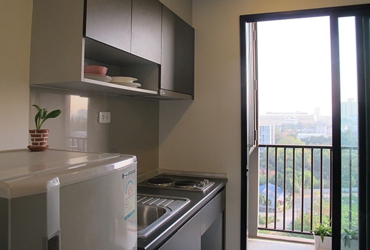 For SaleCondoRama9, Petchburi, RCA : Urgent sale 📍 The Base Rama 9 - Ramkhamhaeng 📍 Convenient transportation near Airportlink Ramkhamhaeng Station 850 m. (PS63587)