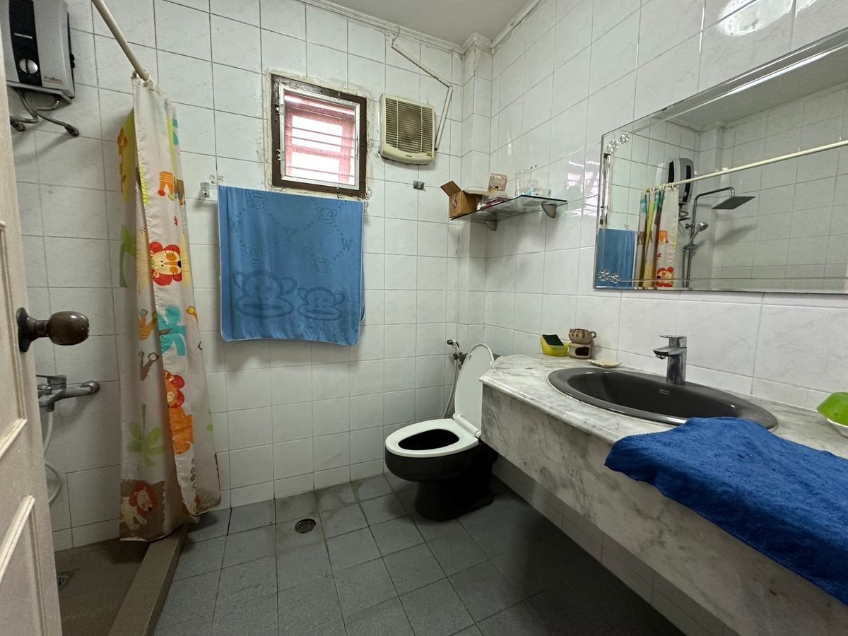 For SaleHouseMin Buri, Romklao : Thararom Park Way Home Ramkhamhaeng 150 /5 Bedrooms (Sale), Tarom Parkway Home Ramkhamhaeng 150 /5 Bedrooms (For Sale) AA303