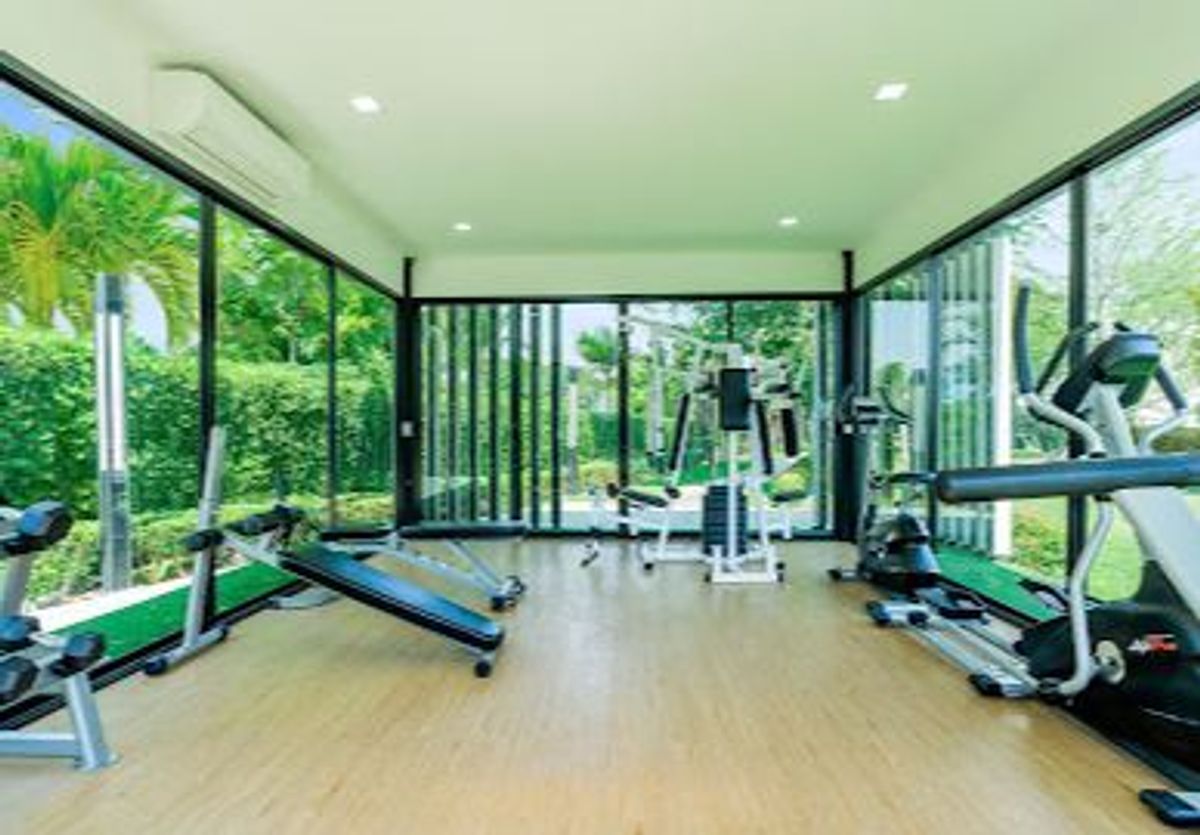 For SaleTownhomeLadkrabang, Suwannaphum Airport : Cheapest! House for sale, PATIO Ladkrabang-Motorway, Patio Ladkrabang-Motorway, near Suvarnabhumi Airport, 2-story townhome, special price, area 118 sq m., 3 bedrooms, beautiful house, ready to move in, good location, next to the main road, near the marke