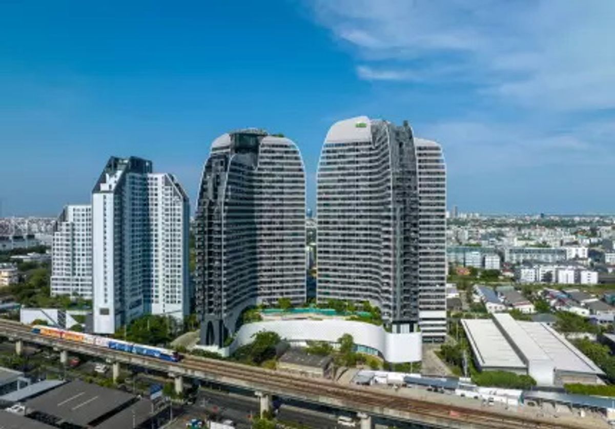 For SaleCondoBangna, Bearing, Lasalle : Condo for sale, ID Omobi, Sukhumvit East Point, 8th floor, usable area 84.22 sq.m., 3 bedrooms, 2 bathrooms, beautiful rooms, beautiful views, convenient to travel next to Sukhumvit Road, near BTS Bangna 250 meters.