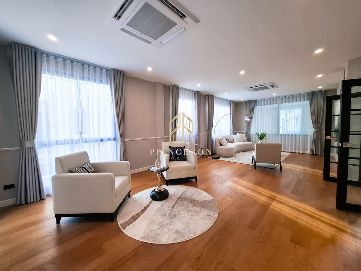 HousePattanakan, Srinakarin : Sell ​​or rent a luxury house, Saint, Royal Krungthep Kreetha 📌 092-4252445