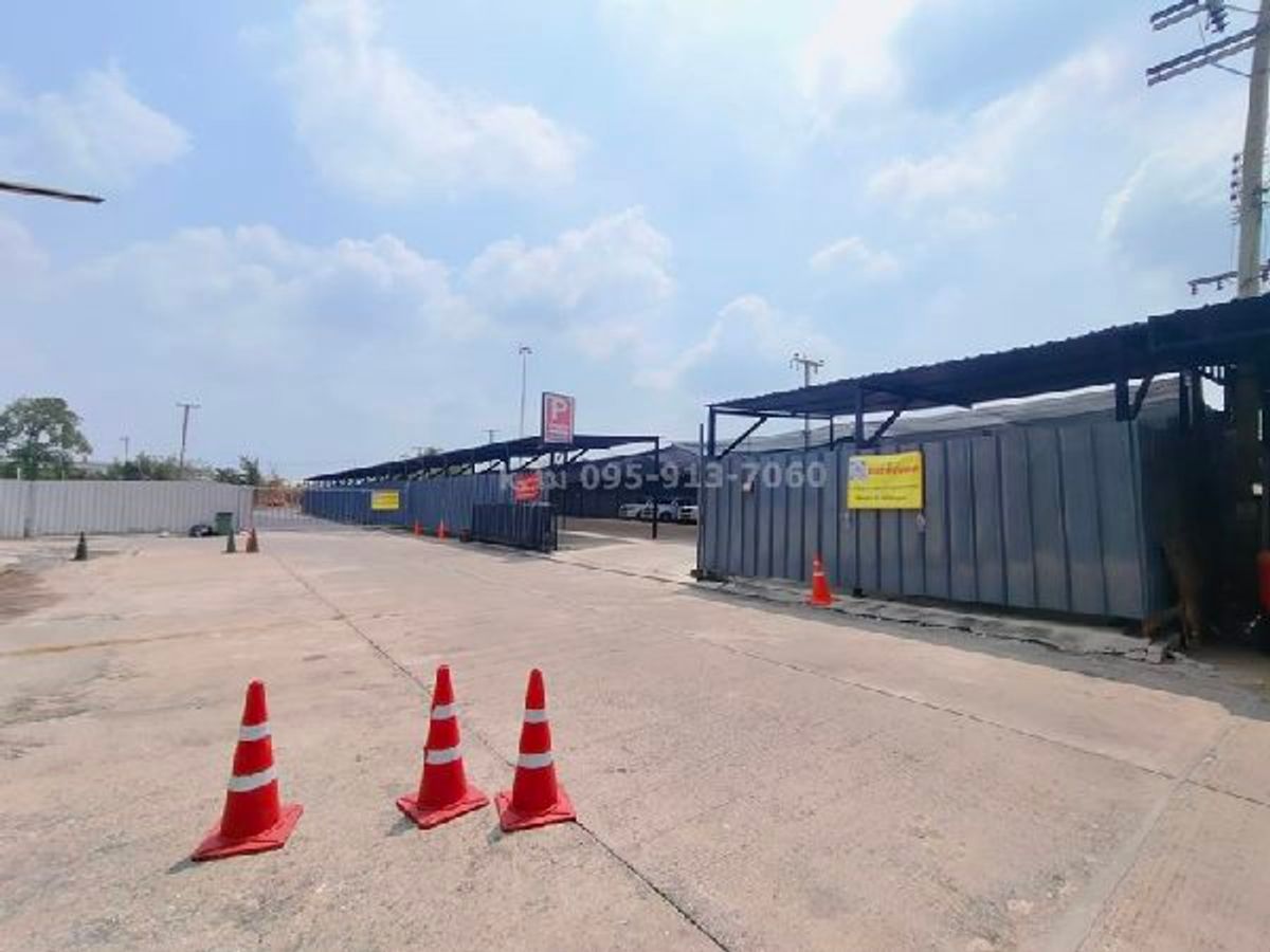 For SaleLandKasetsart, Ratchayothin : Land for sale 3-1-55 rai near Don Mueang Airport, Bangkok.