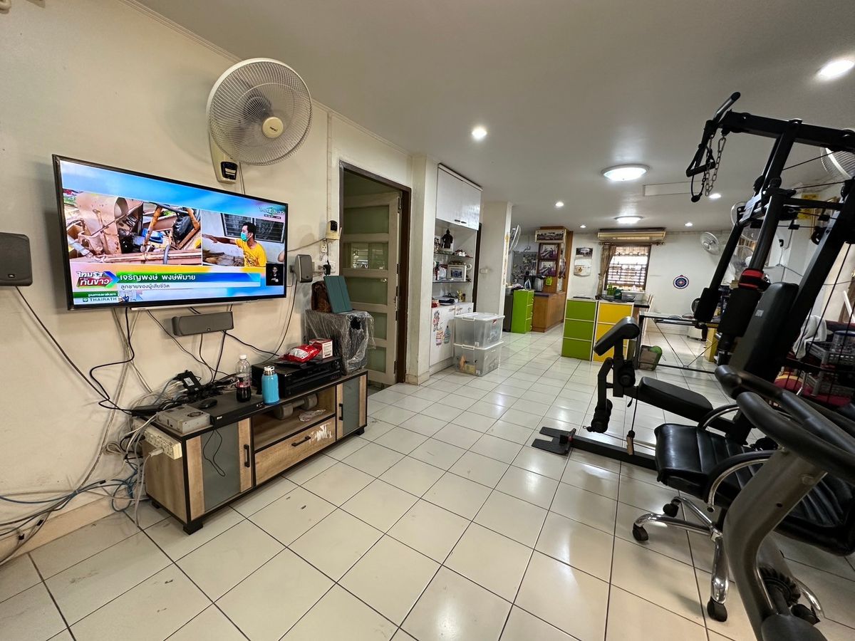 For SaleHouseMin Buri, Romklao : Thararom Park Way Home Ramkhamhaeng 150 /5 Bedrooms (Sale), Tarom Parkway Home Ramkhamhaeng 150 /5 Bedrooms (For Sale) AA303