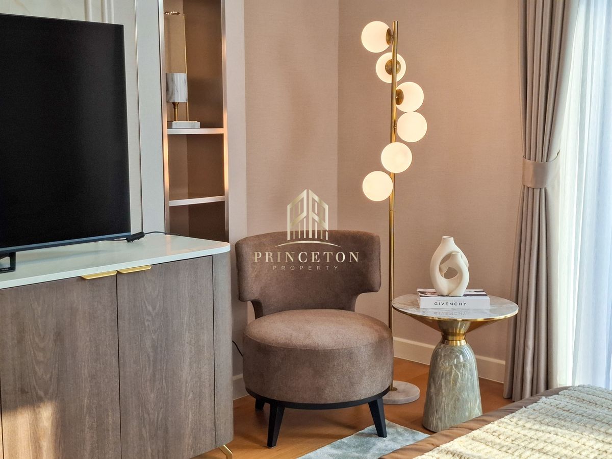 HousePattanakan, Srinakarin : Sell ​​or rent a luxury house, Saint, Royal Krungthep Kreetha 📌 092-4252445