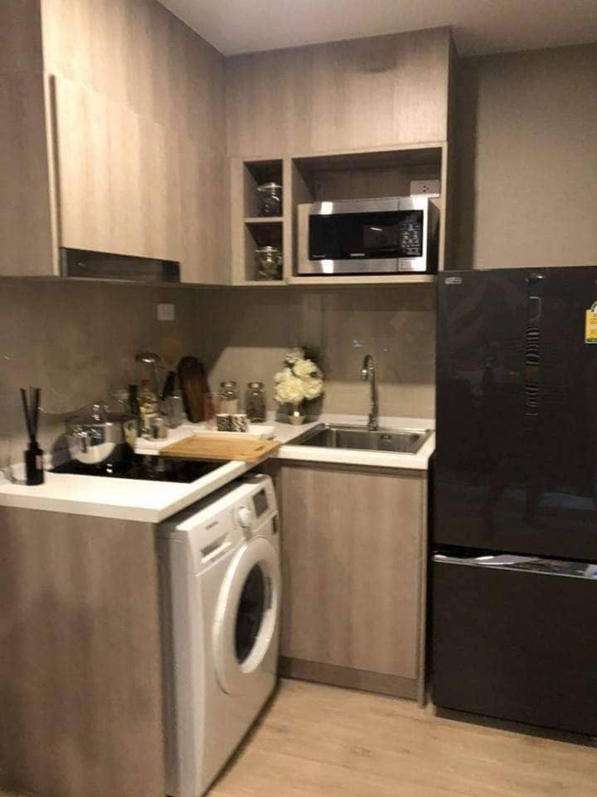 For SaleCondoKasetsart, Ratchayothin : Urgent sale ✨ Elio Del Moss Phaholyothin 34 ✨ Convenient transportation near MRT Phahonyothin (PS63512)