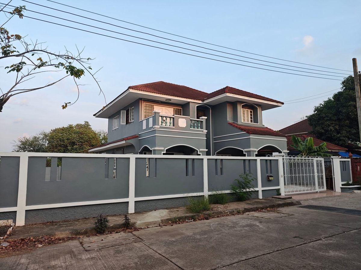 For RentHouseEakachai, Bang Bon : Rent a detached house 120 sq. Wah. Ekachai Lakewill Village Soi Ekachai 131 near Bang Bon Temple, Ekachai Golf Course