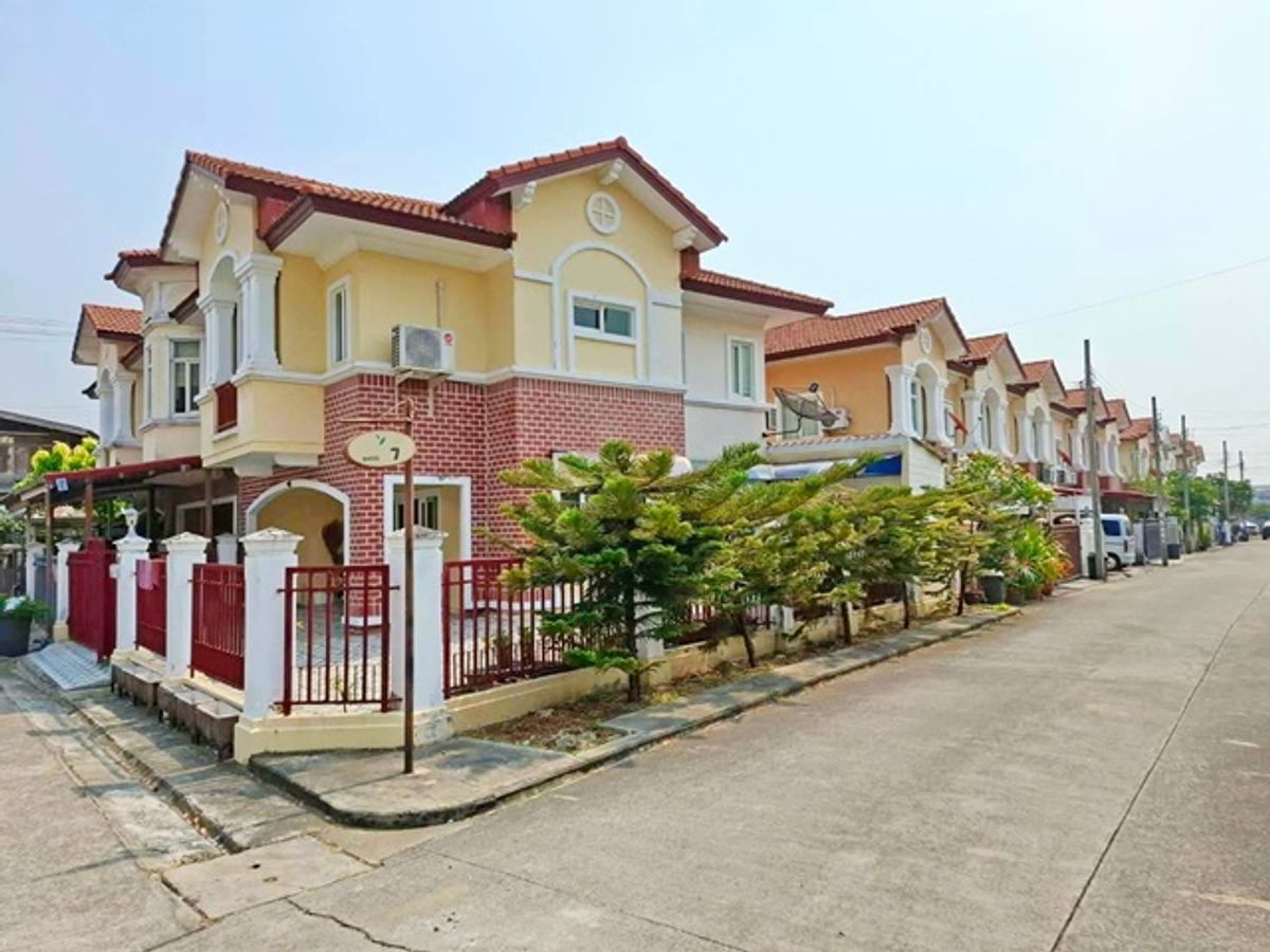 For RentHouseBang kae, Phetkasem : The Mall Bang Khae Petchkasem 77 Line 3 Mansion for rent 2 -story house after 48 sq.w. 188 sq.m.