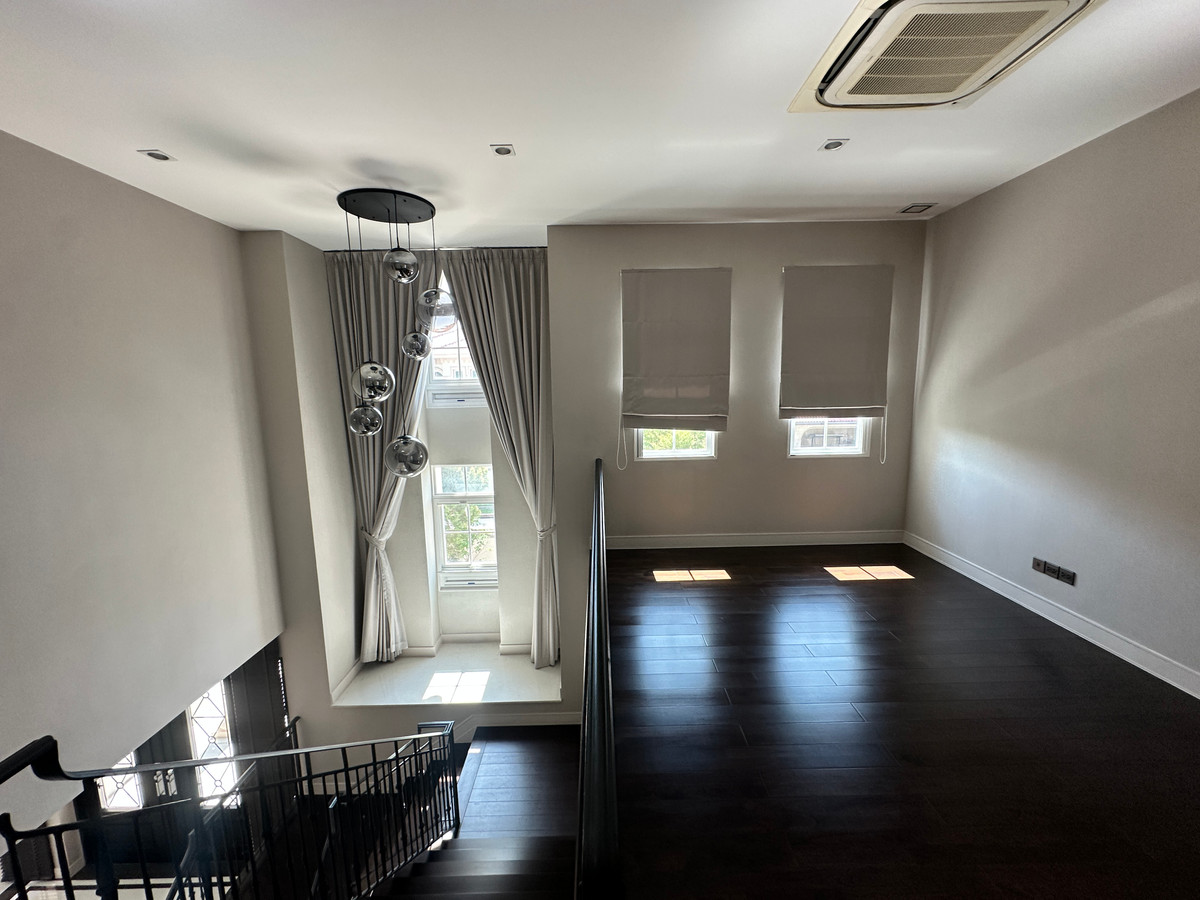 For SaleHouseBangna, Bearing, Lasalle : SH030225 2 -story house for sale, 4 bedrooms, Nantawan, Bang Na Km. 7, near Mega Bangna