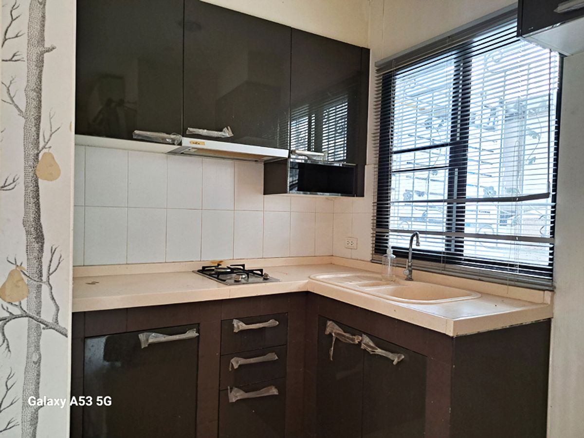 ขายทาวน์โฮมท่าพระ ตลาดพลู วุฒากาศ : บ้านกลางเมือง กัลปพฤกษ์ ซ.ศาลธนบุรี 29/2 กำนันแม้น