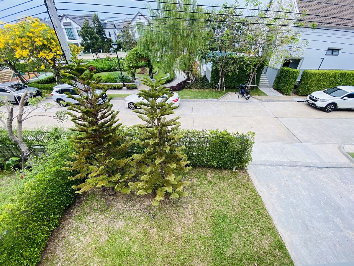 ขายบ้านลาดกระบัง สุวรรณภูมิ : สราญสิริ รามคำแหง บ้านหรู หิ้วกระเป๋าเข้าอยู่ได้เลย ที่ดิน 56 ตรว. พื้นที่ใช้สอย 184 ตรม.