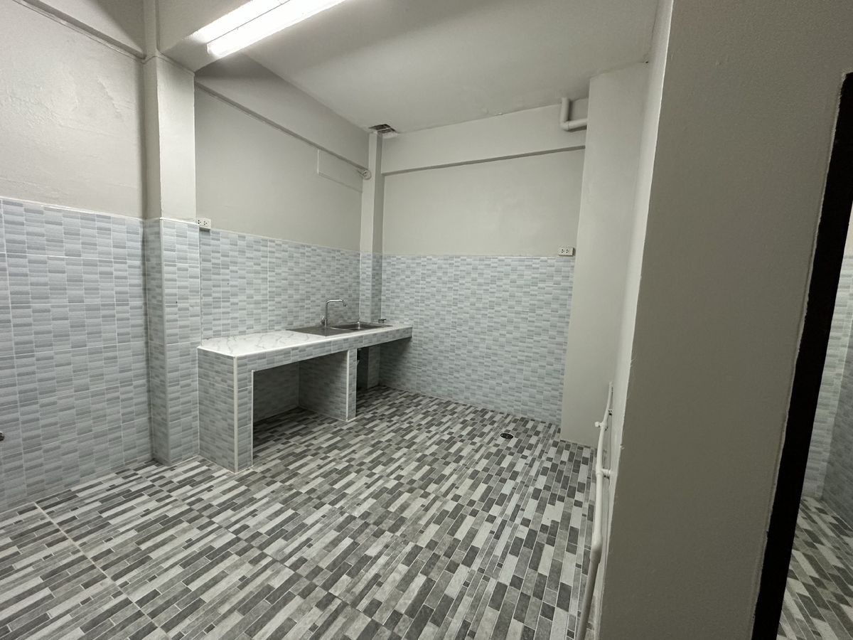 ให้เช่าทาวน์โฮมแจ้งวัฒนะ เมืองทอง : อยู่ใกล้รถไฟฟ้า = ใช้ชีวิตง่ายกว่า! บ้านเช่าแจ้งวัฒนะ 21 พร้อมเข้าอยู่