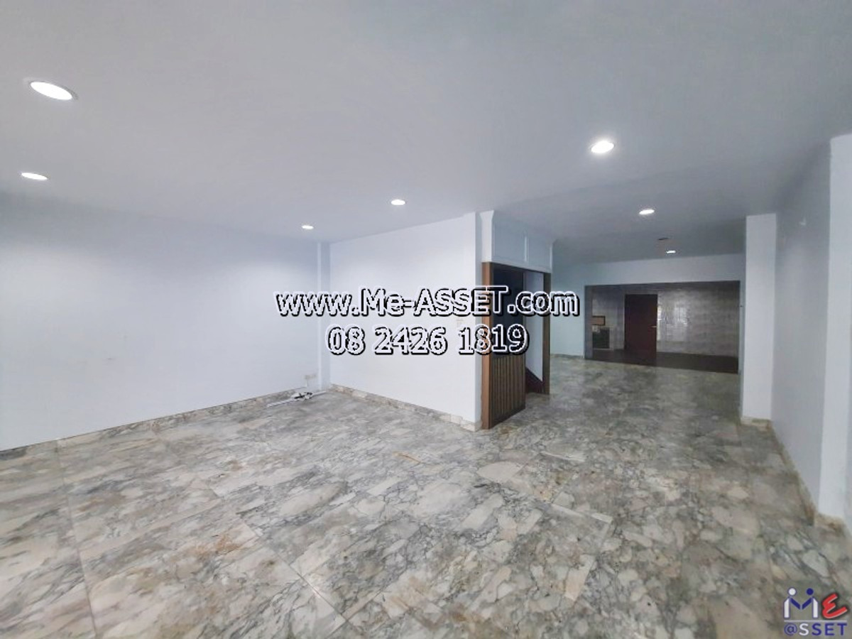 ขายและเช่าทาวน์เฮ้าส์ใกล้รถไฟฟ้า โซนปิ่นเกล้า อรุณอัมรินทร์ เชื่อมบรมราชชนนี จรัญสนิทวงศ์ ใกล้แยก 35 โบว์ รถไฟฟ้าสถานนีบางยี่ขัน เซ็นทรัลปิ่นเกล้า แบงค์ชาติ รพ.ศิริราช : มบ.ปิ่นจรัญวิลล่า : 3 ชั้น 32 ตร.วา : CODE NN-91388 Loading...