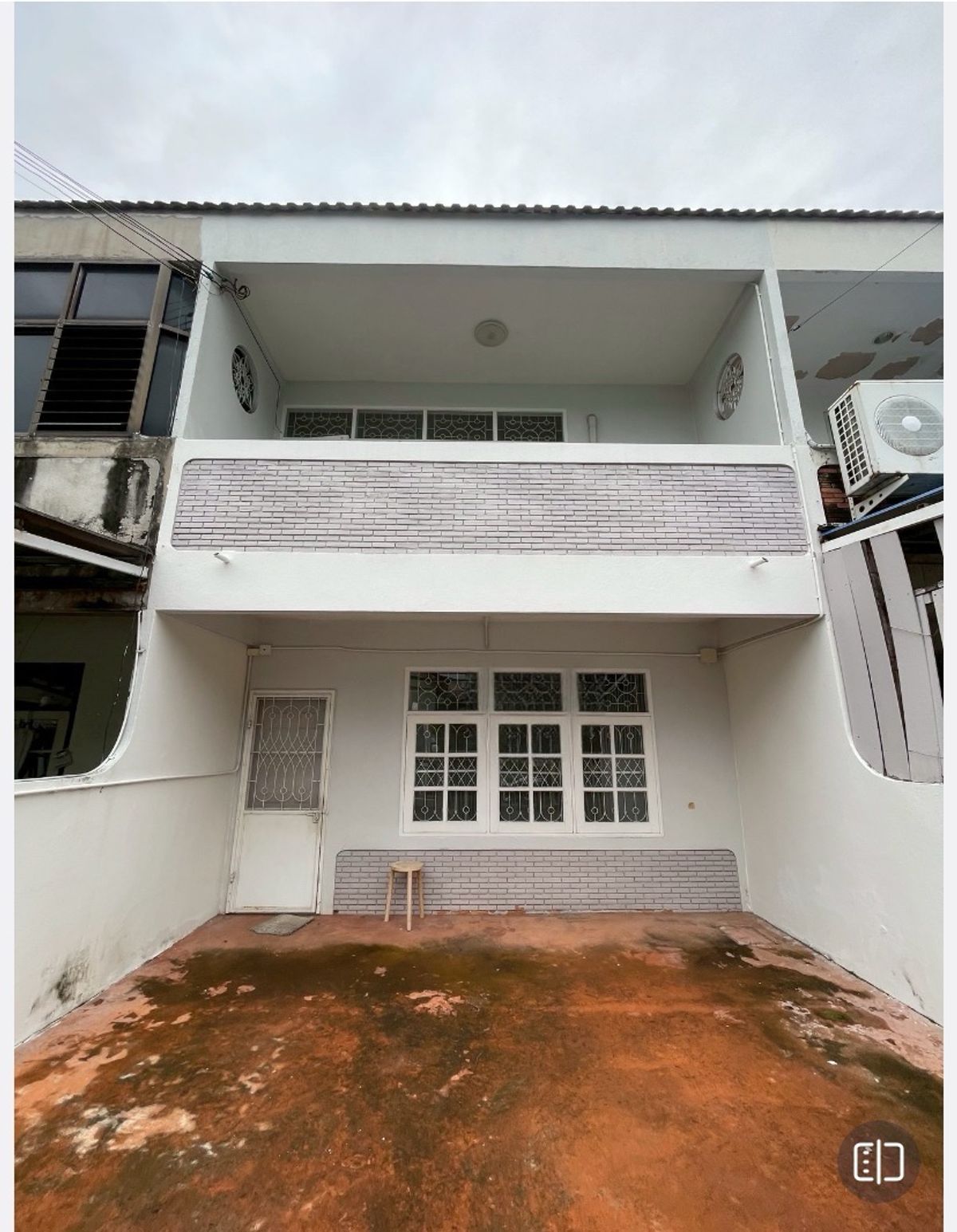 ให้เช่าทาวน์โฮมสะพานควาย จตุจักร : ให้เช่า ทาวน์เฮ้าส์ 2ชั้น ซอย พหลโยธิน 24 ซอย คุณธรรม  mrt พหลโยธิน 24 ซอย สำนักงานที่ดิน เขตจตุจักร ใกล้major รัชโยธิน ใกล้เซ็นทรัลลาดพร้าว unionmall  วิทยาลัยสันติราษภร์