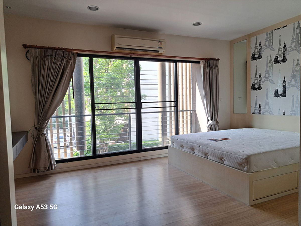 ขายทาวน์โฮมท่าพระ ตลาดพลู วุฒากาศ : บ้านกลางเมือง กัลปพฤกษ์ ซ.ศาลธนบุรี 29/2 กำนันแม้น