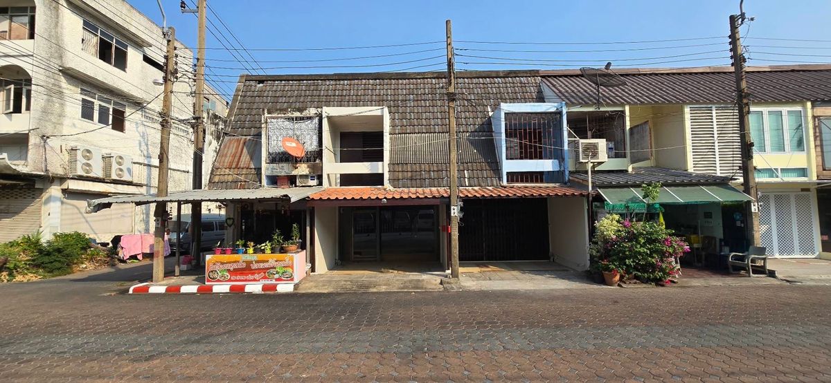 ให้เช่าทาวน์โฮมแจ้งวัฒนะ เมืองทอง : อยู่ใกล้รถไฟฟ้า = ใช้ชีวิตง่ายกว่า! บ้านเช่าแจ้งวัฒนะ 21 พร้อมเข้าอยู่