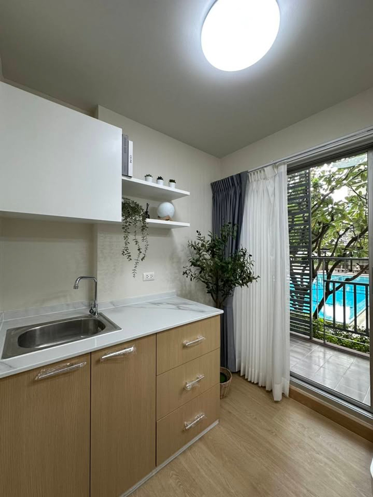 For SaleCondoPinklao, Charansanitwong : sell!!! The Trust Residence Pinklao